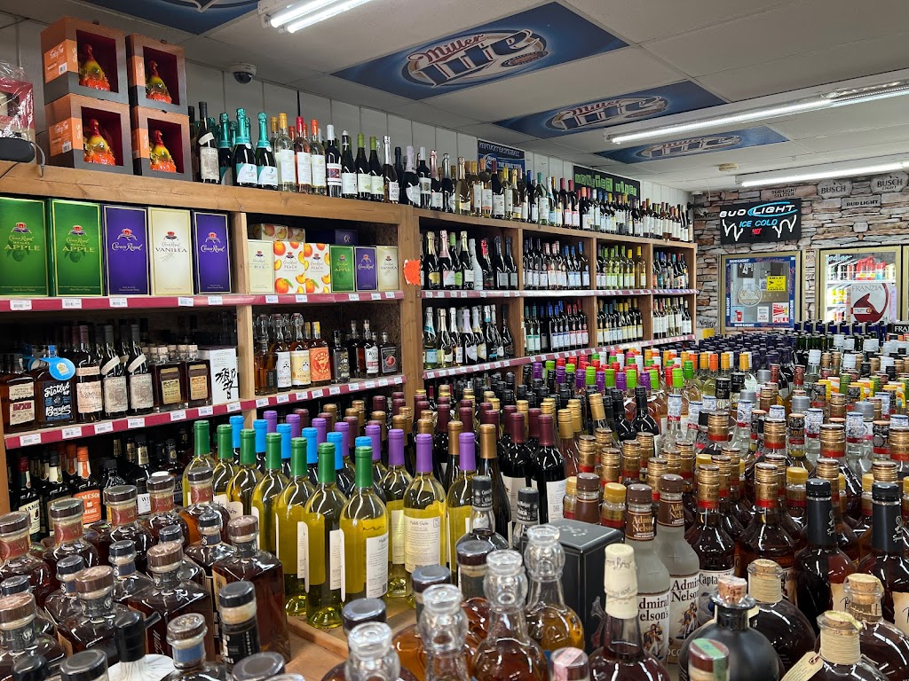 Kelly Ski Slope Liquor | 3142 KY-227, Carrollton, KY 41008, USA | Phone: (502) 732-0079