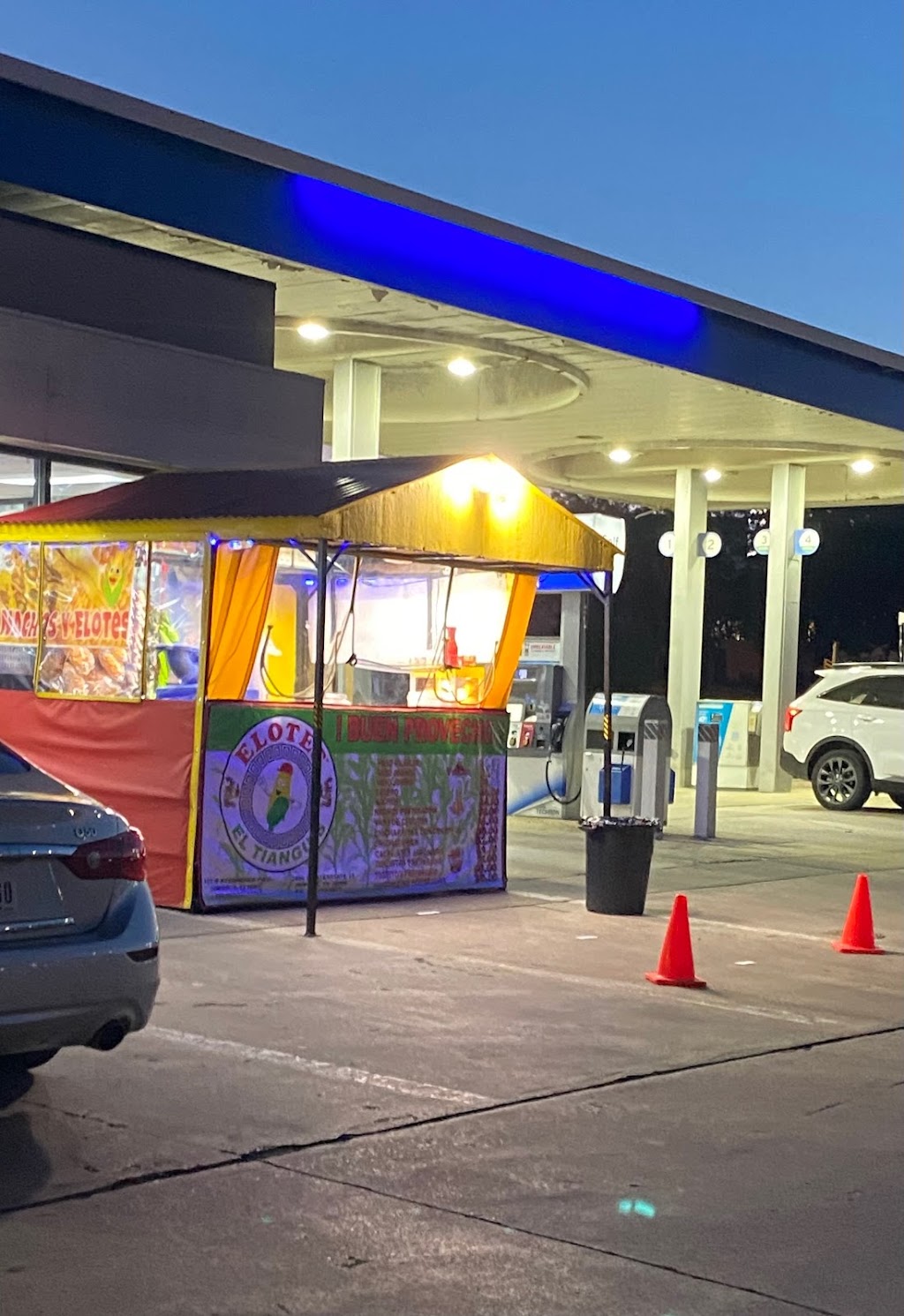 Elotes El Tianguis | 2400 S Interstate 35, Denton, TX 76205, USA | Phone: (469) 412-5827