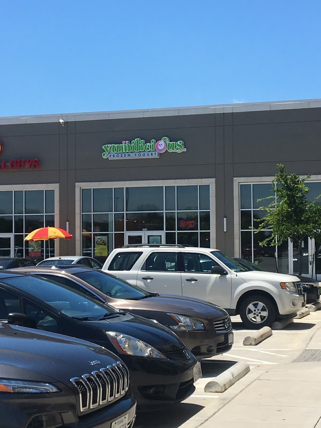 Yumilicious | 1805 N Collins St UNIT 131, Arlington, TX 76011 | Phone: (817) 642-5171