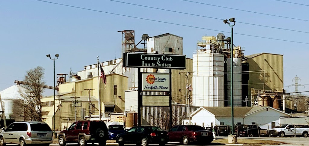 Country Club Inn and Suites | 737 Independence Ave, Fostoria, OH 44830, USA | Phone: (419) 701-7772