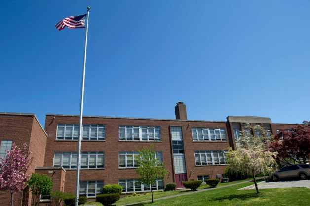 Dolan Middle School | 51 Toms Rd, Stamford, CT 06906, USA | Phone: (203) 977-4441
