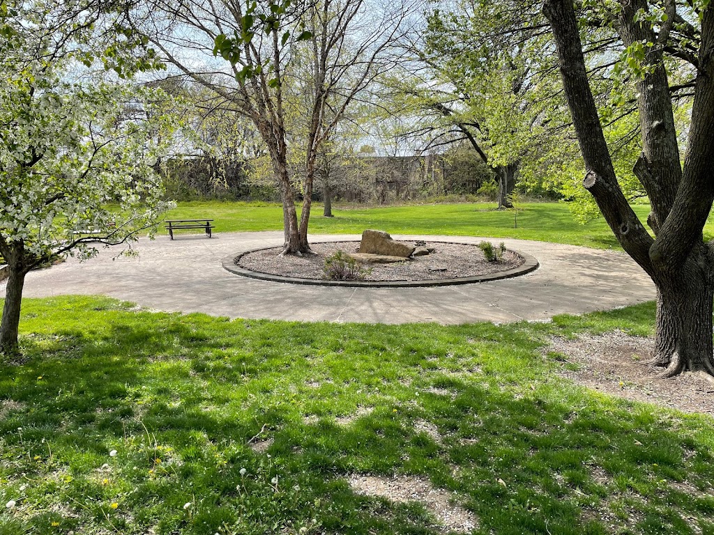 Westbrooke Park | 10702 W 88th Terrace, Overland Park, KS 66214, USA | Phone: (913) 895-6000