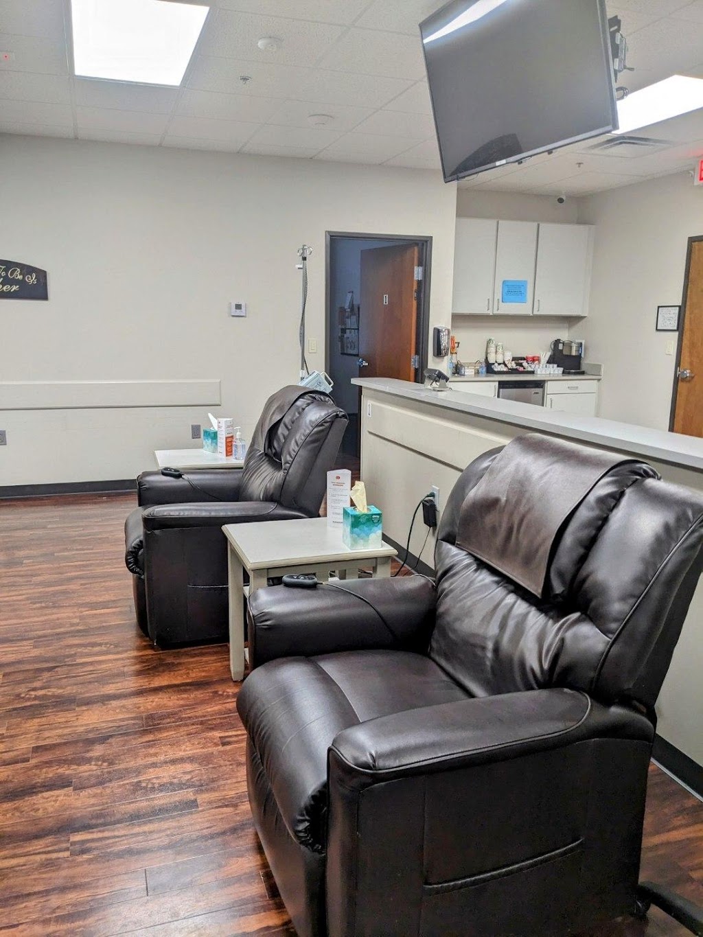 Paragon North Hills Infusion Center | 7560 Glenview Dr Suite 110, Richland Hills, TX 76180, USA | Phone: (817) 284-2700