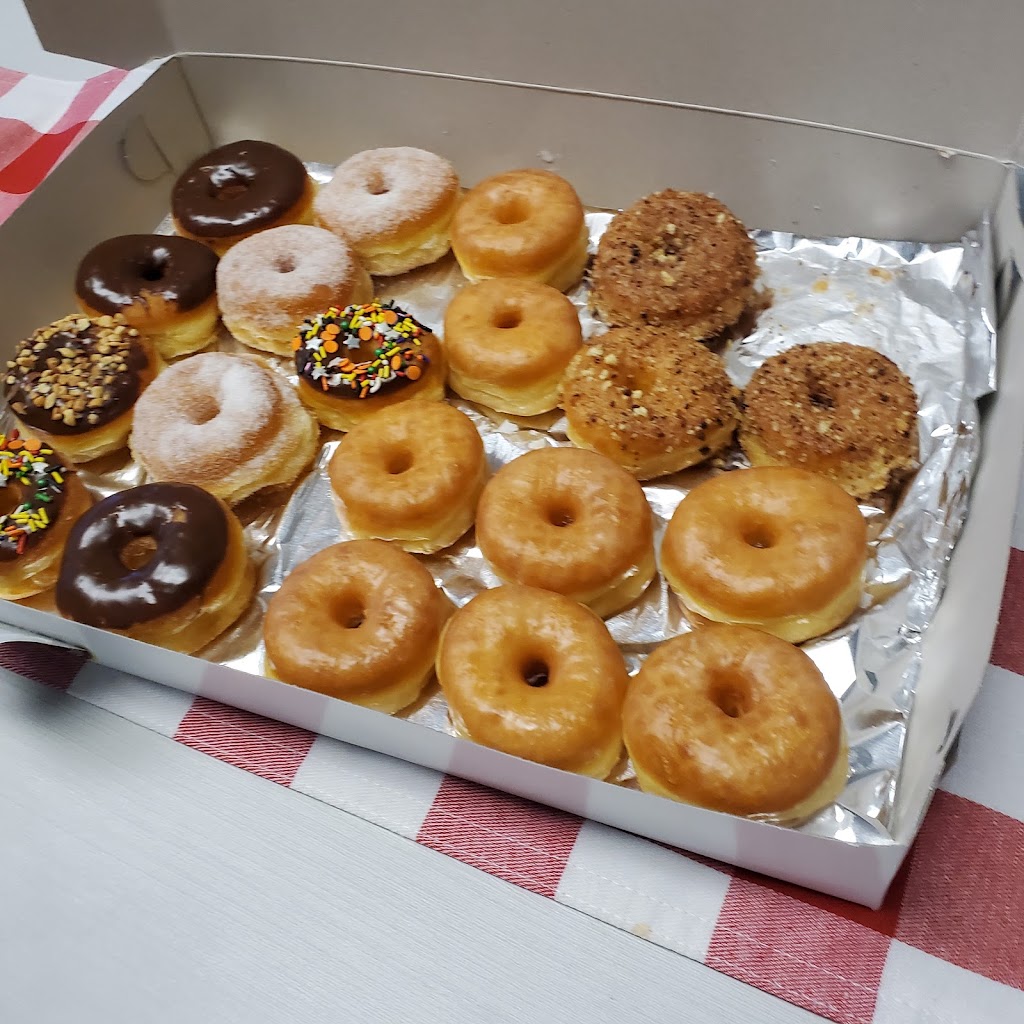Super Star Donuts | 1050 Kendall Dr # B, San Bernardino, CA 92407, USA | Phone: (909) 883-7571