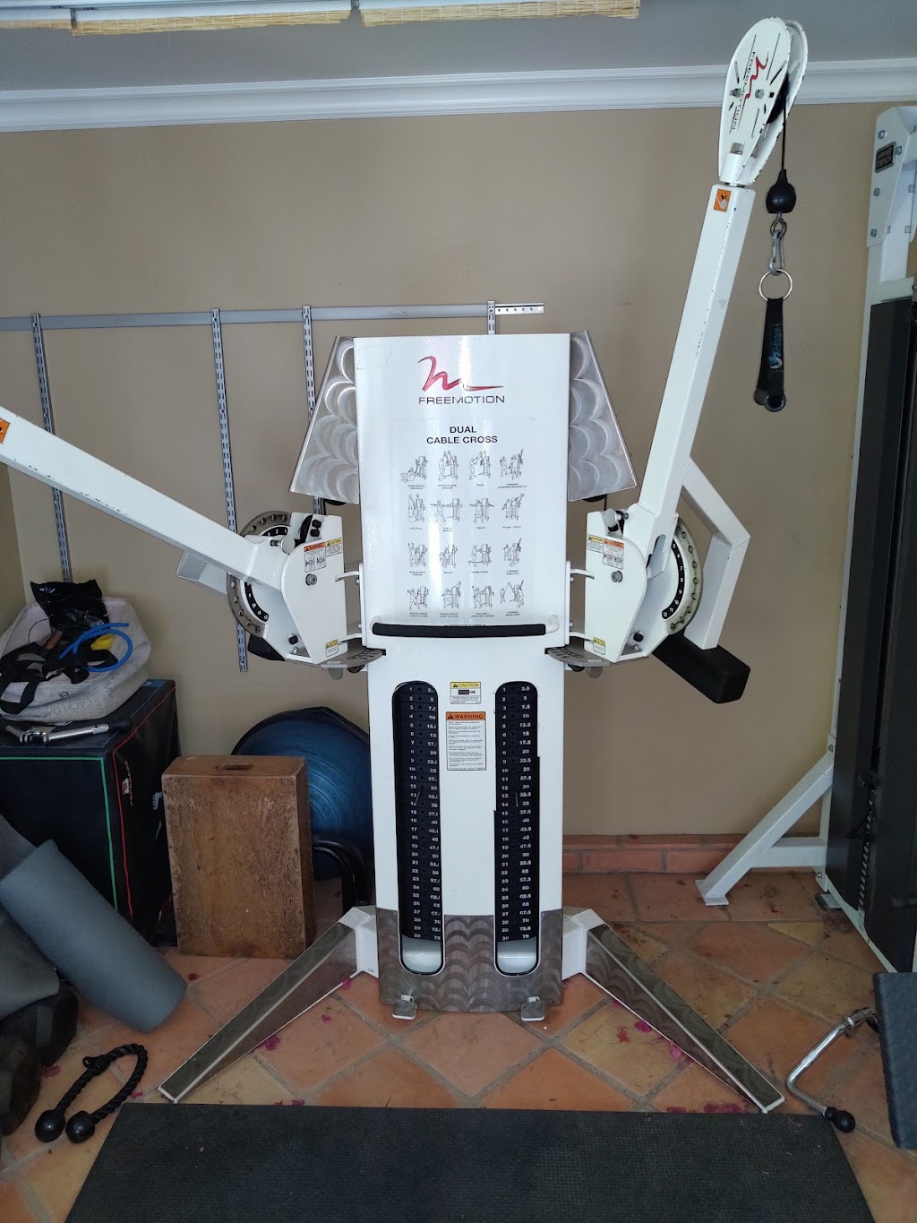 Toms Fitness Equipment Relocation | 13600 Herrick Ave, Sylmar, CA 91342, USA | Phone: (818) 464-5504