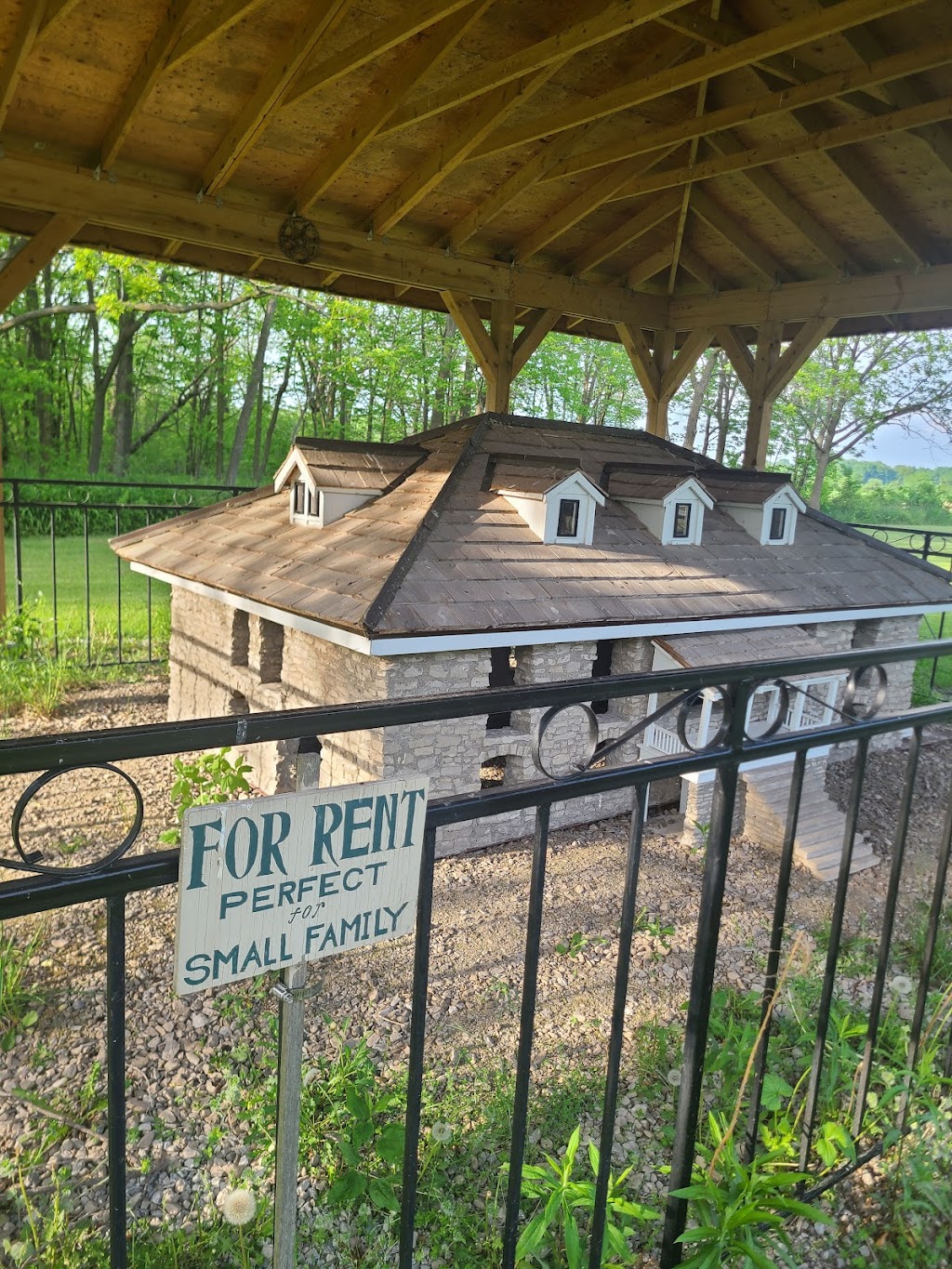 The Main Station RV Park, Guesthouse & Campground | 11 W Shore Rd, Pelee Island, ON N0R 1M0, Canada | Phone: (519) 325-8109