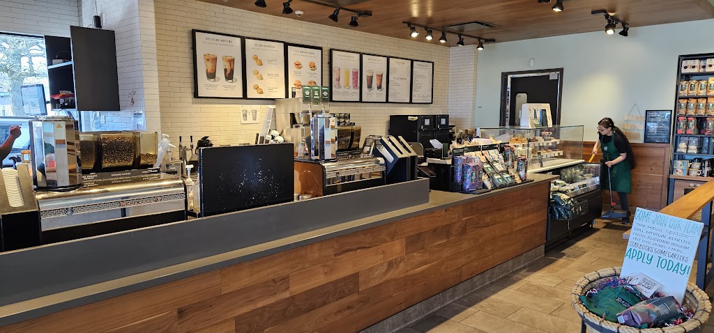 Starbucks | 580 Hempstead Turnpike, West Hempstead, NY 11552, USA | Phone: (516) 774-1349