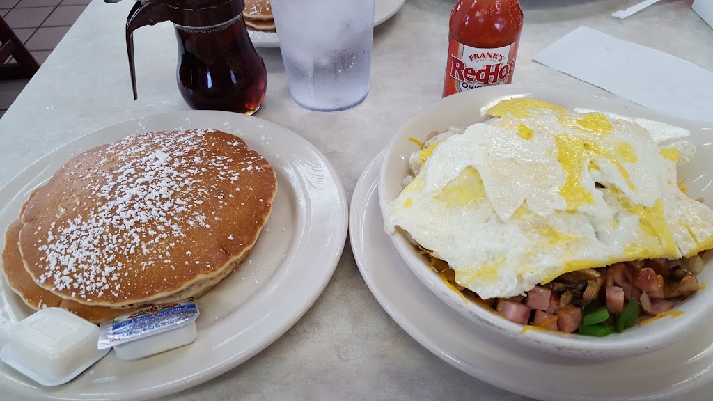 Indiana Pancake House | 1241 N 13th St, Decatur, IN 46733, USA | Phone: (260) 724-7181