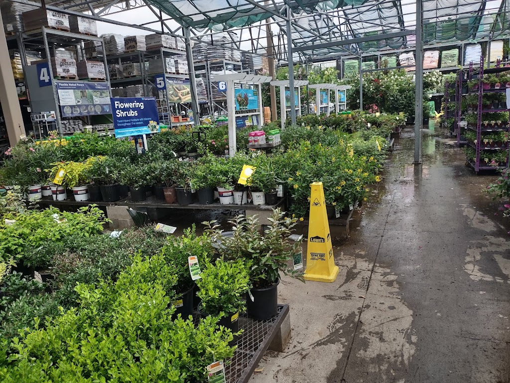 Lowes Garden Center | 6011 Lemmon Ave, Dallas, TX 75209, USA | Phone: (214) 259-0021