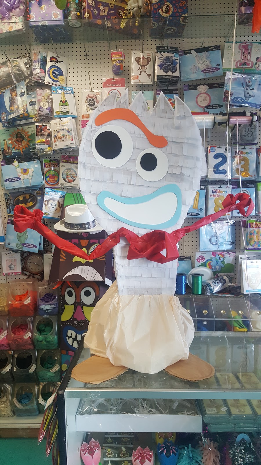 Pinata Party Supply | 31796 Casino Dr # K, Lake Elsinore, CA 92530, USA | Phone: (951) 322-2568