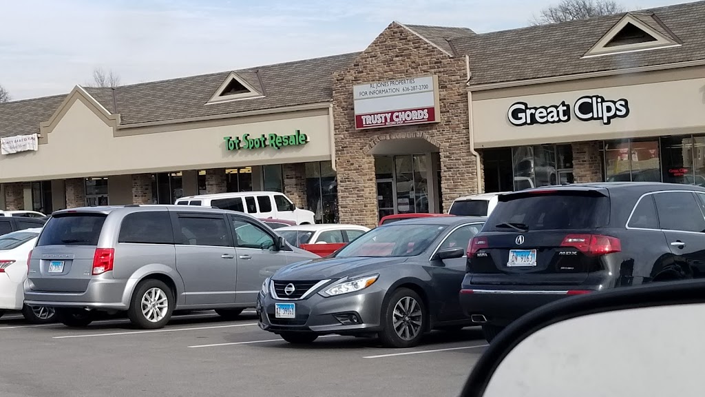 Montclaire Shopping Center | 1500 Troy Rd, Edwardsville, IL 62025, USA | Phone: (636) 287-2700