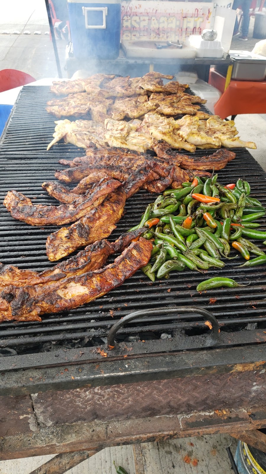 Pollos la güera | De los Robles, Paseos del Vergel, El Refugio, 22253 Tijuana, B.C., Mexico | Phone: 664 528 4084