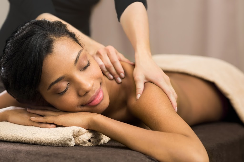 LaVida Massage | 73 E Long Lake Rd, Troy, MI 48085, USA | Phone: (248) 813-1330