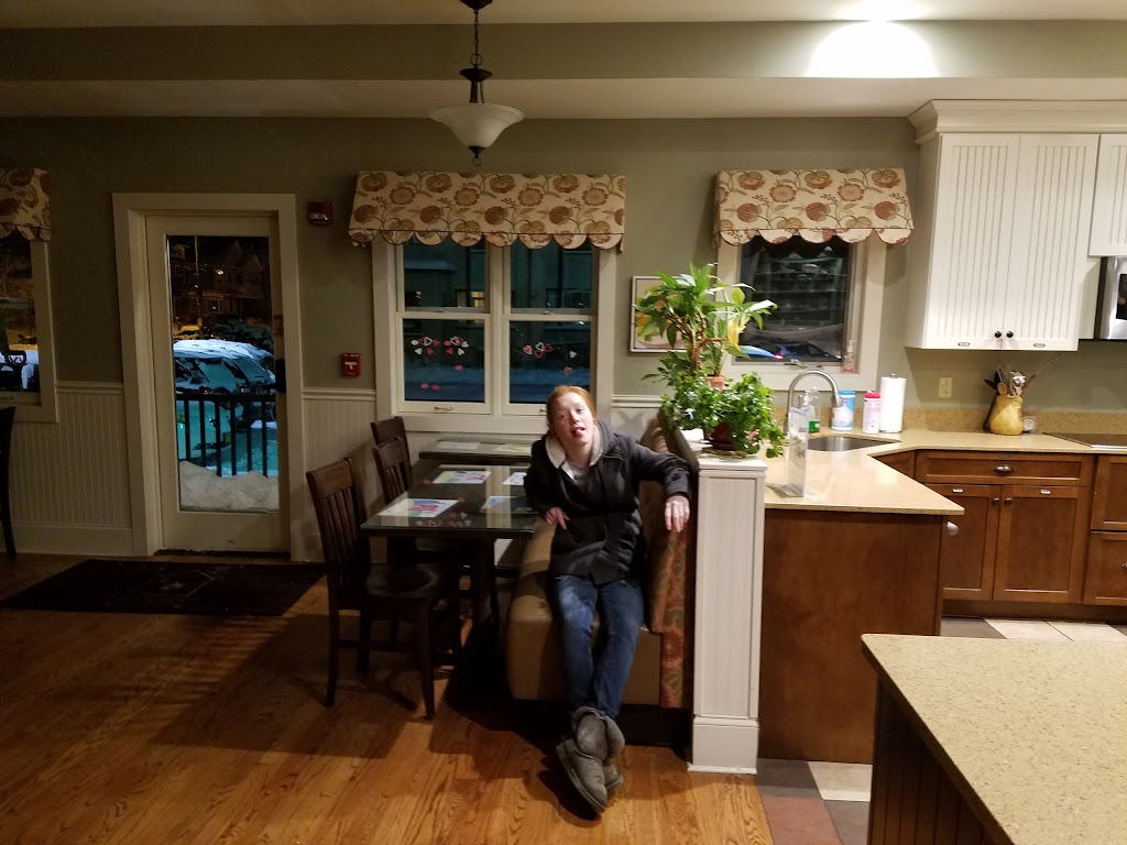 Ronald McDonald House | 139 S Lake Ave, Albany, NY 12208, USA | Phone: (518) 438-2655