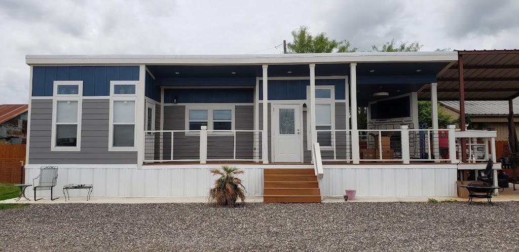 Tiny Home Austin | 15570 TX-29, Liberty Hill, TX 78642 | Phone: (737) 704-8470