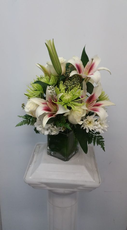 AA Flowers of Tustin | 17602 17th St, Tustin, CA 92780, USA | Phone: (714) 838-9567