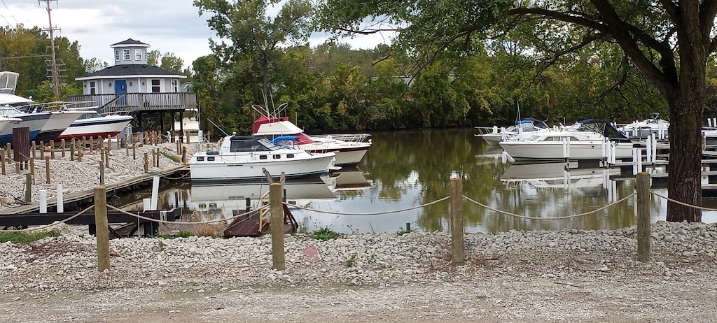 WIND ROSE RACK & LAUNCH MARINA | 1560 E Elm Ave, Monroe, MI 48162, USA | Phone: (734) 242-0737