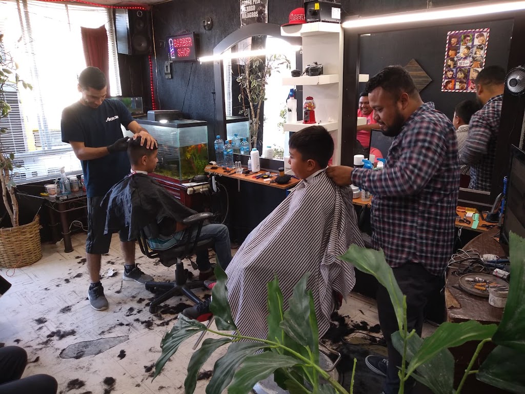 barbershop-groser | Los Valles, 22164 B.C., Mexico | Phone: 664 751 5554