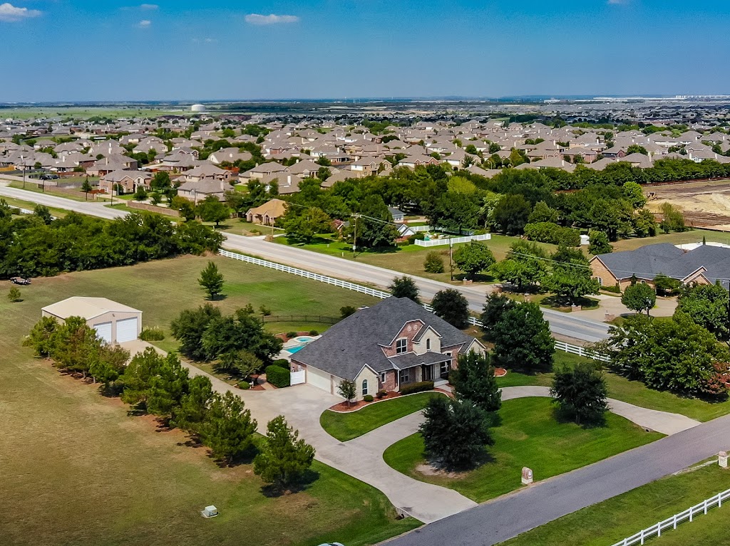 Chris Mitchell - Realtor at Compass Real Estate | 5049 Edwards Ranch Rd #220, Fort Worth, TX 76109, USA | Phone: (817) 541-7651