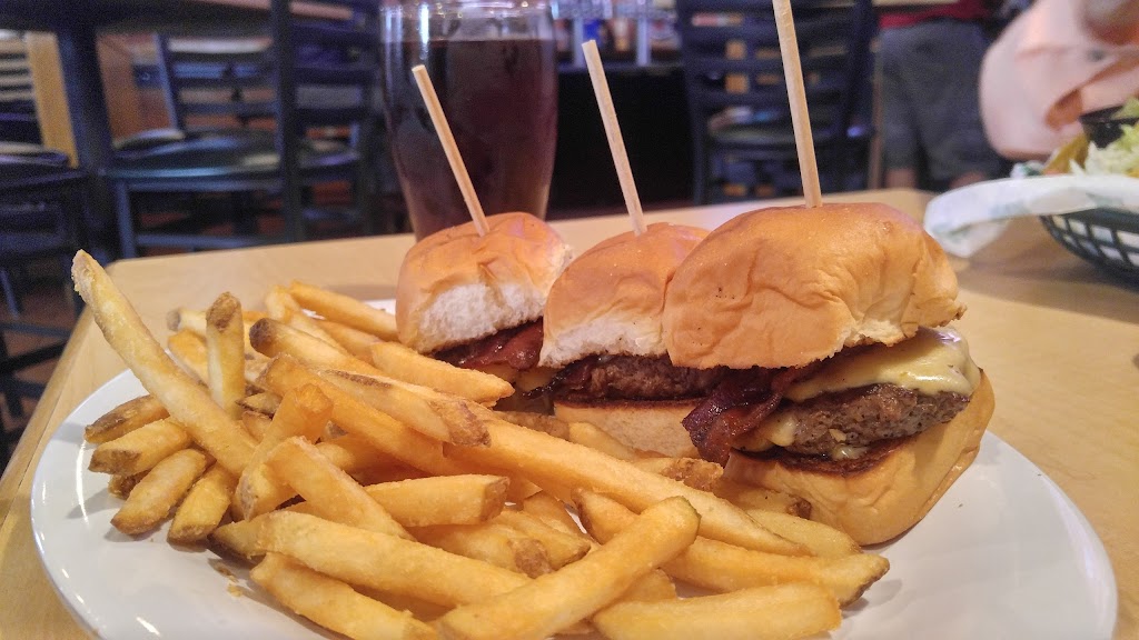 Beef O Bradys | 105 Lafollette Station Dr, Floyds Knobs, IN 47119 | Phone: (812) 923-1316