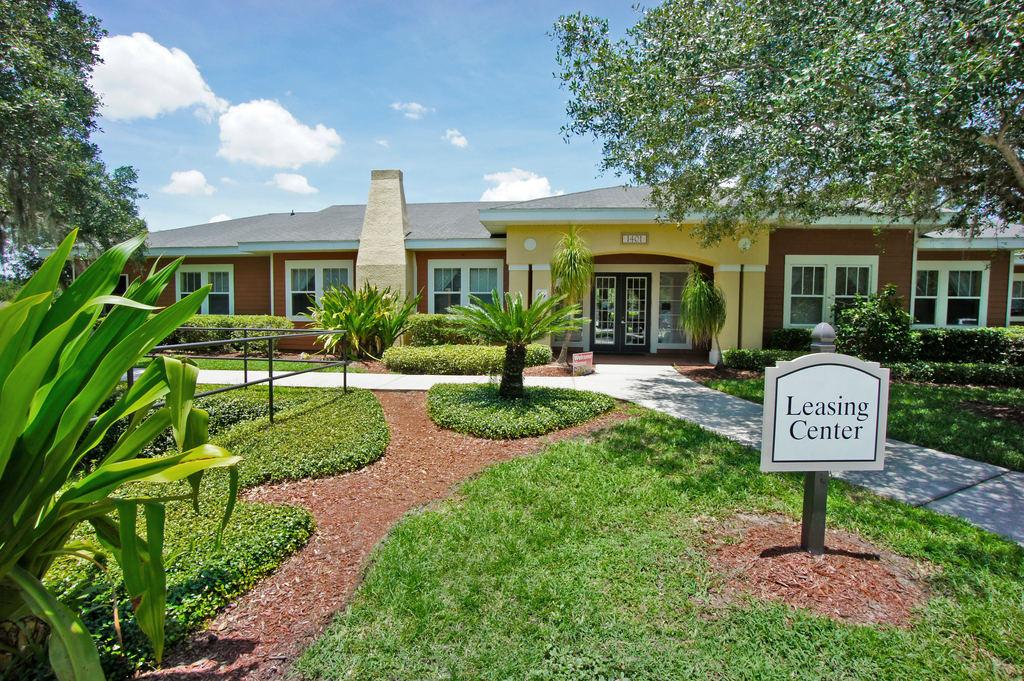 Grande Court Apartments at Boggy Creek | 1401 Grande Blvd, Kissimmee, FL 34743, USA | Phone: (407) 890-7306