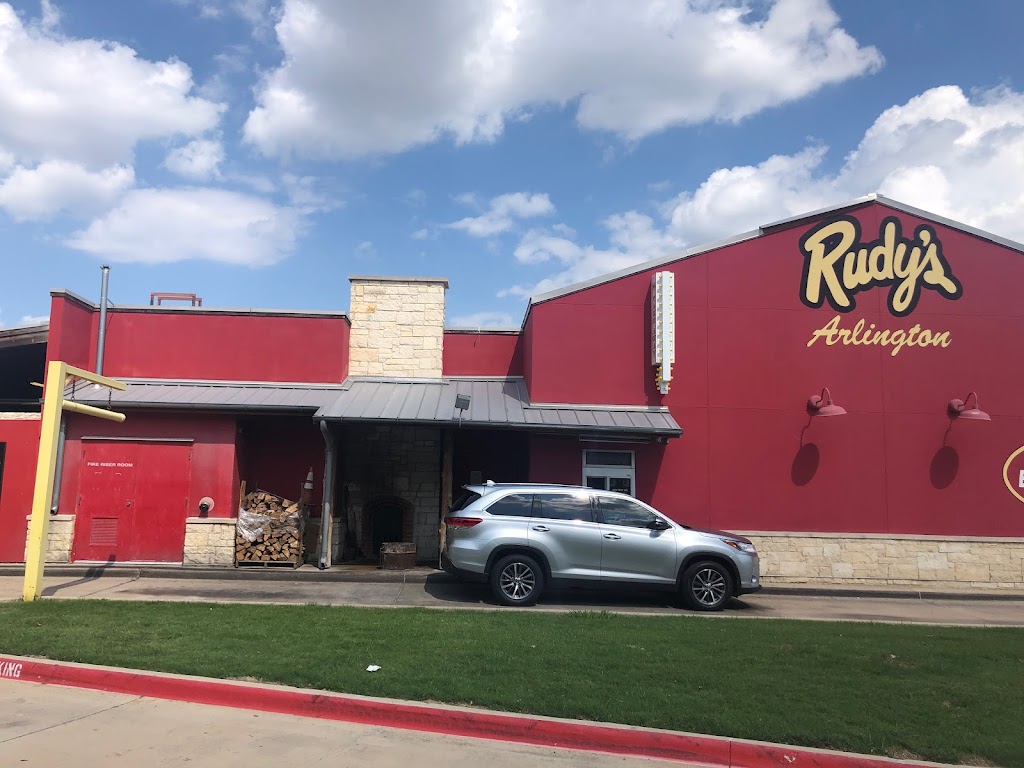 Rudys "Country Store" and Bar-B-Q | 451 I-20, Arlington, TX 76018, USA | Phone: (817) 465-7839