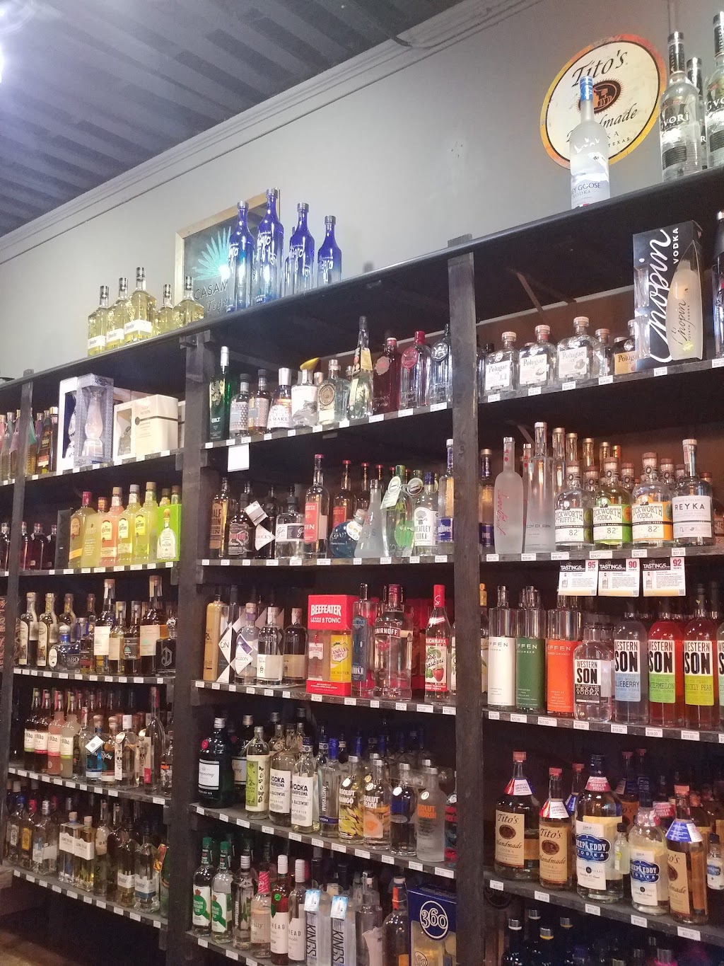 M.r. Liquorllc | 3609 Greenville Ave, Dallas, TX 75206 | Phone: (972) 850-9395