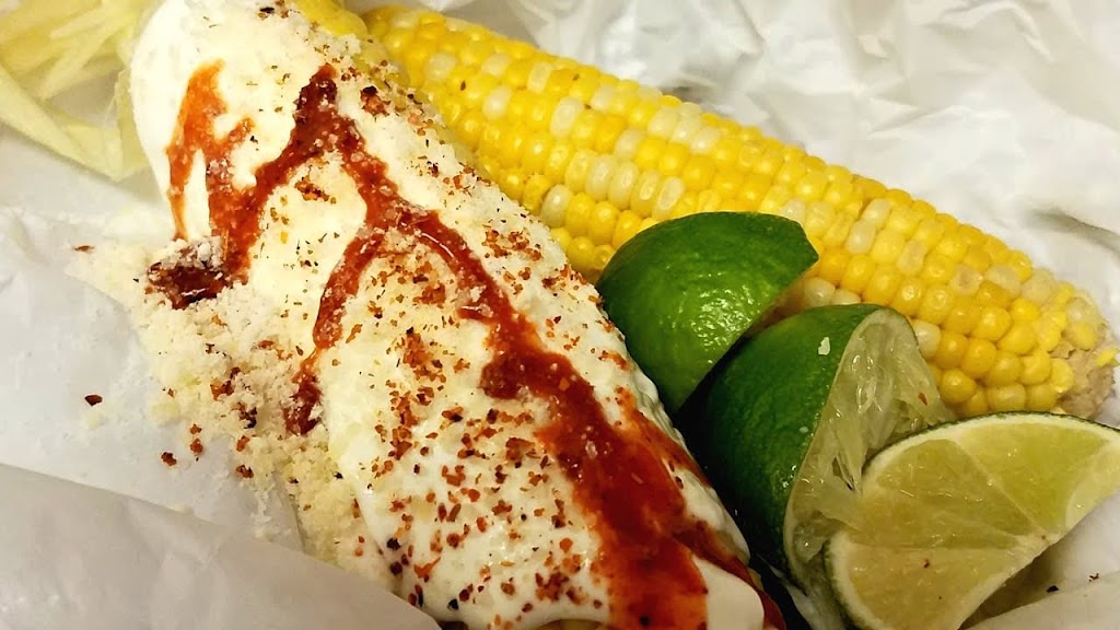 Elotes Dorados Estilo Monclova | C. Rea #1026, Los Colorines, 88000 Nuevo Laredo, Tamps., Mexico | Phone: 867 236 3722