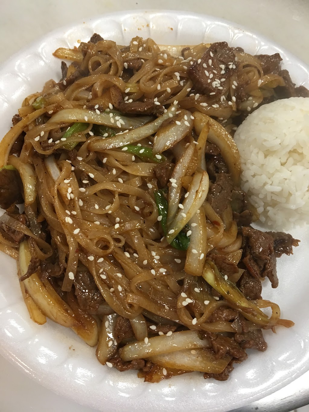 Hungry Lion | Asian Cuisine | 347 N Front St, Woodburn, OR 97071, USA | Phone: (503) 766-9868