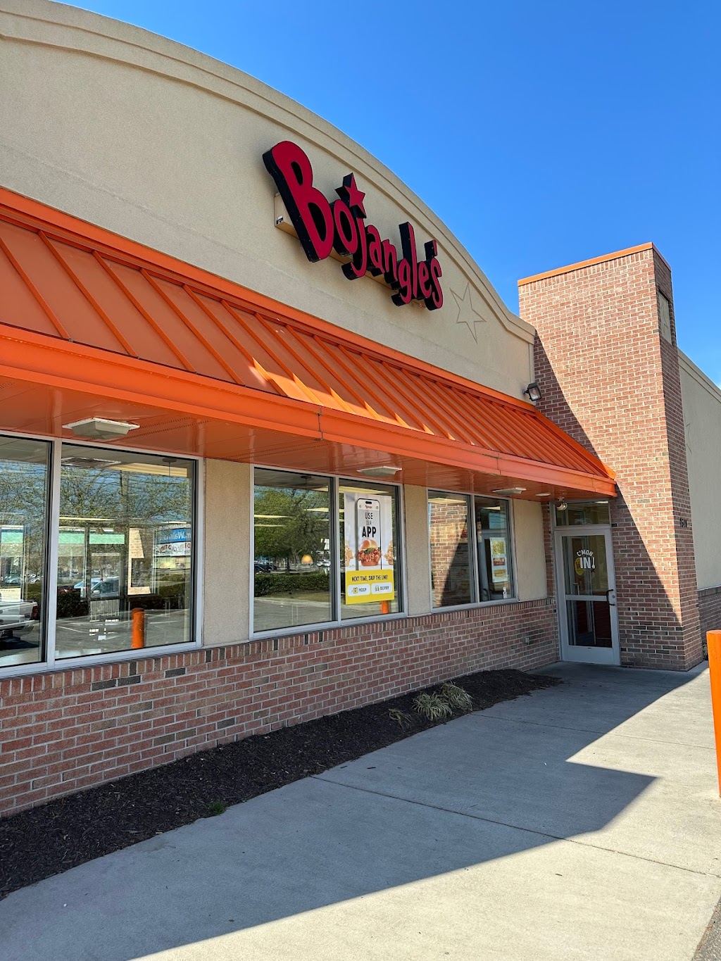 Bojangles | 7519 Tidewater Dr, Norfolk, VA 23505, USA | Phone: (757) 588-3773