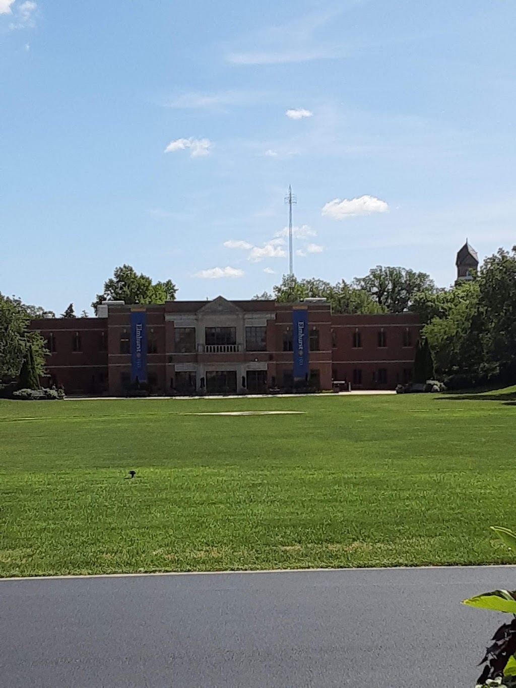 Elmhurst University | 190 S Prospect Ave, Elmhurst, IL 60126, USA | Phone: (630) 617-3400