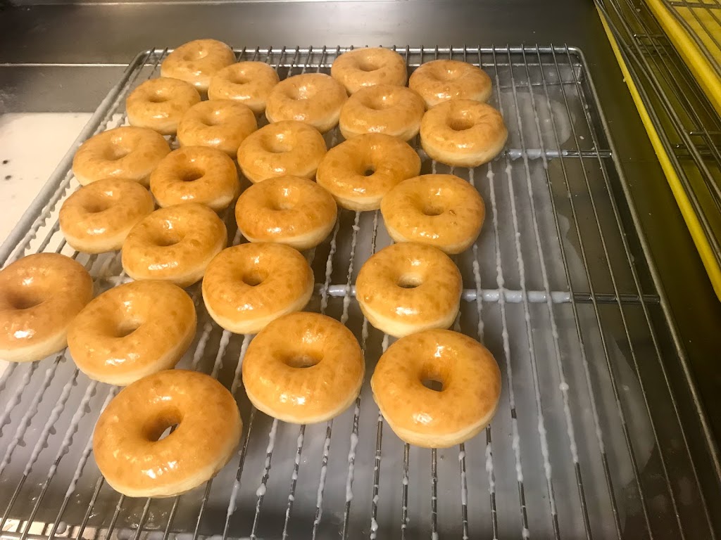 Donuts Jack & Jill | 411 E 1st St, Idalou, TX 79329, USA | Phone: (806) 892-9970