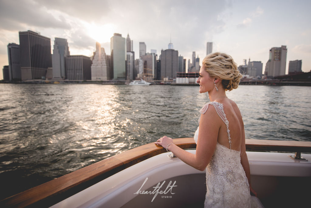 Lexington Classic Cruises | 2430 FDR Dr, New York, NY 10010, USA | Phone: (212) 717-0300