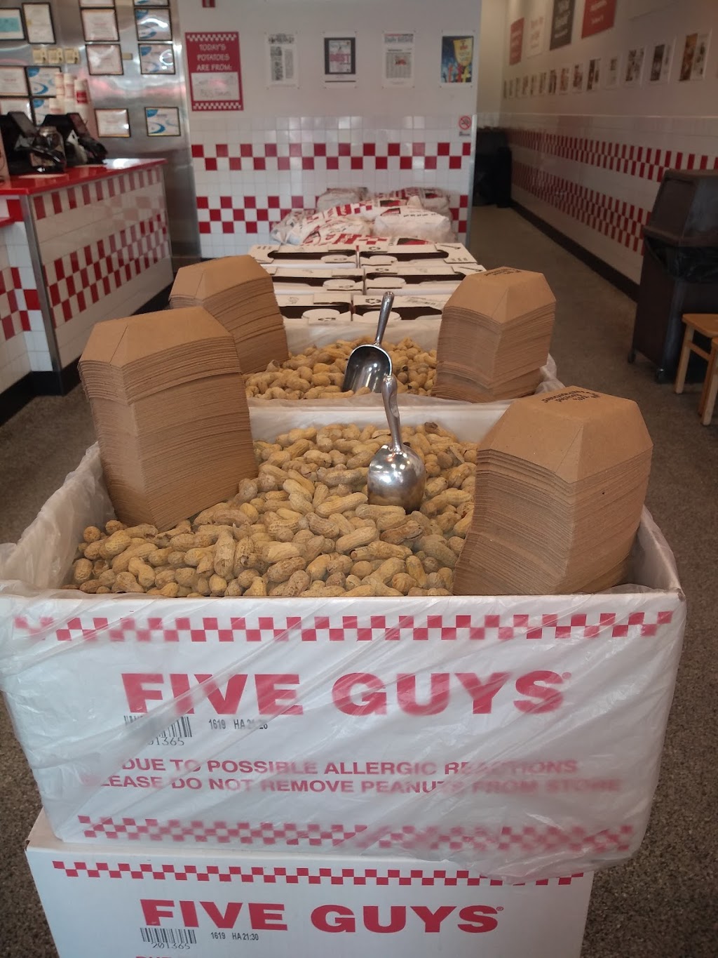 Five Guys | 29387 Mound Rd, Warren, MI 48092, USA | Phone: (586) 486-3407