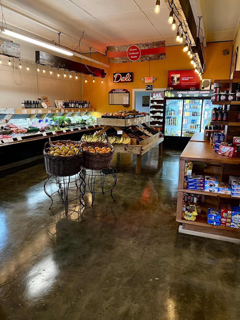 Woodland Corner Store & Deli | 1697 Lewis River Rd, Woodland, WA 98674 | Phone: (360) 225-5000