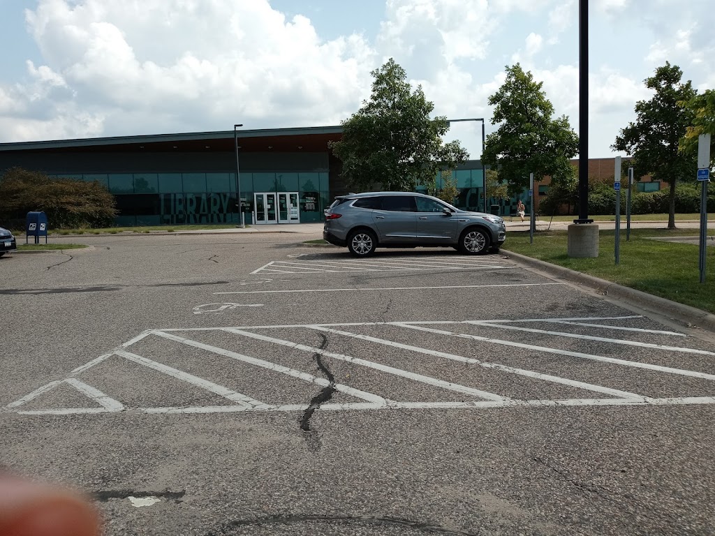 Washington County License Center - Forest Lake | 19955 Forest Rd N, Forest Lake, MN 55025, USA | Phone: (651) 275-7000