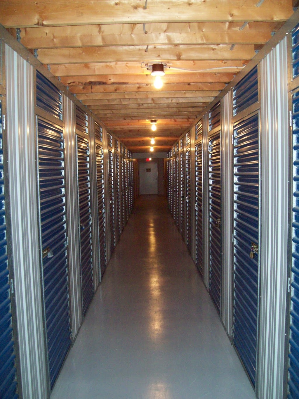 Lawton Self Storage | 2616 Old Greensboro Rd, Chapel Hill, NC 27516, USA | Phone: (919) 929-9057