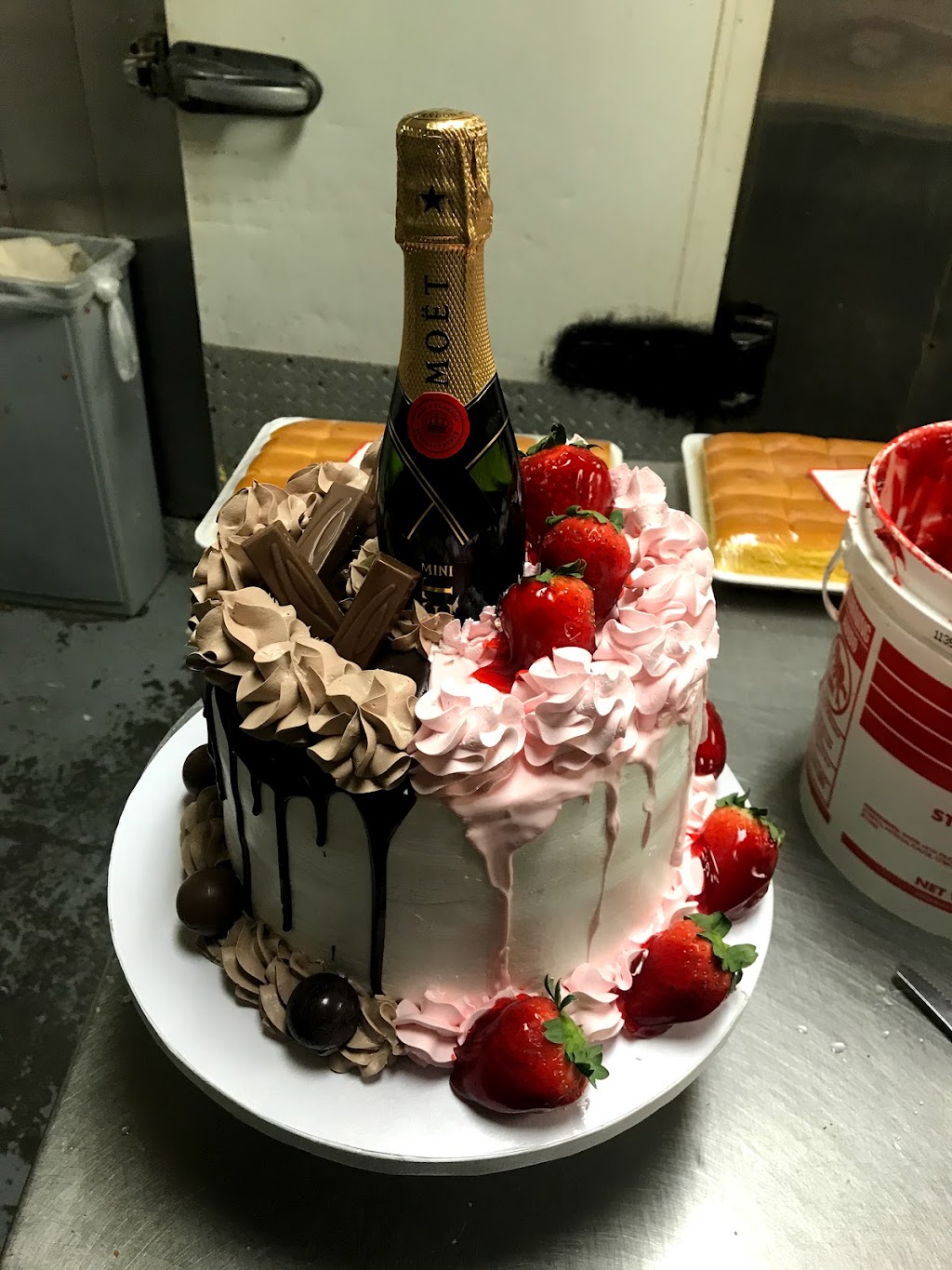 Yulis Bakery | 6610 Hanley Rd, Tampa, FL 33634 | Phone: (813) 885-4300