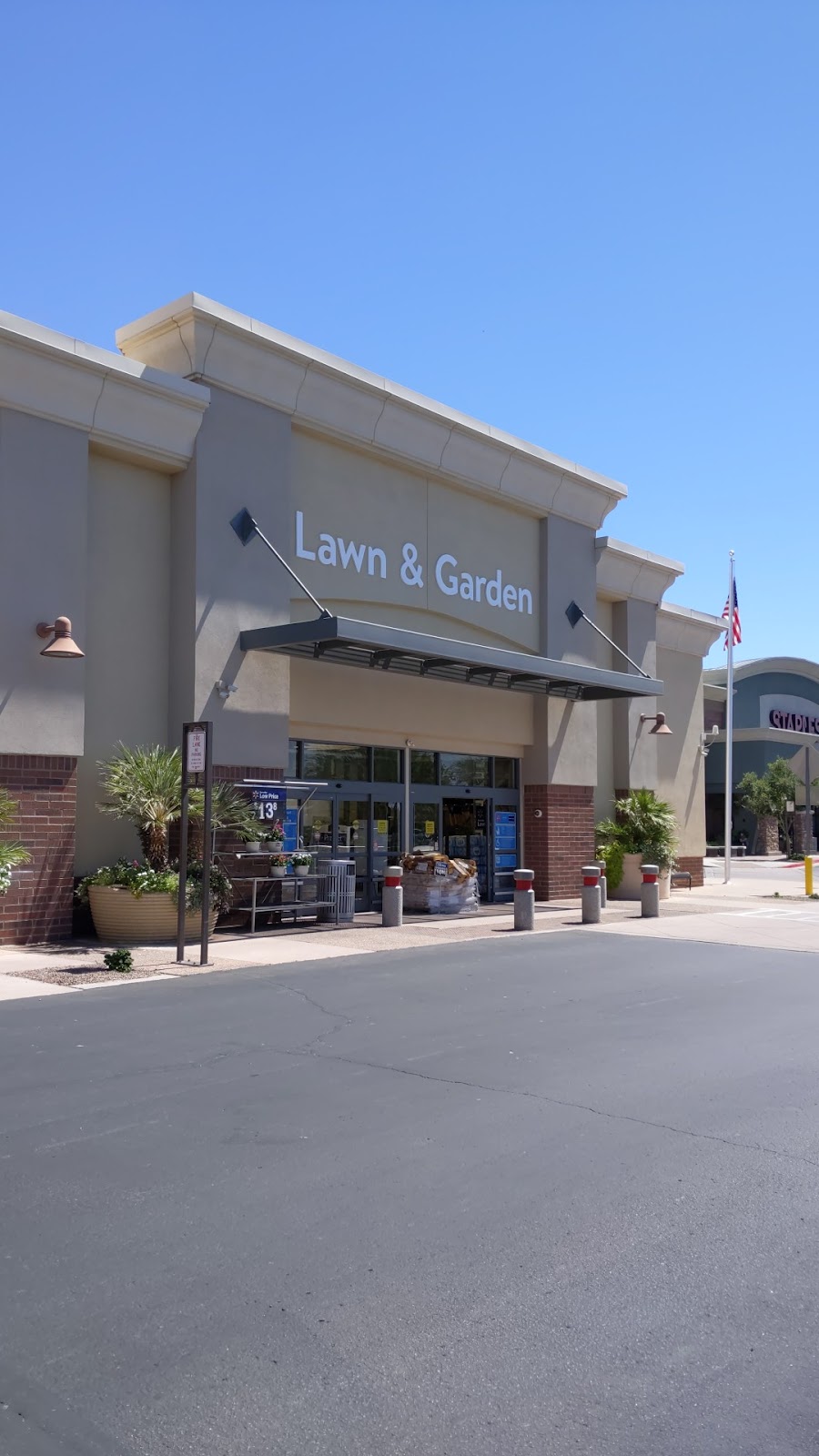 Walmart Garden Center | 2750 E Germann Rd, Chandler, AZ 85286, USA | Phone: (480) 812-2930