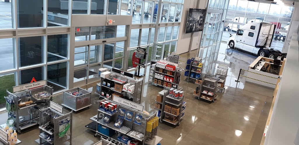 M&K Truck Centers | 1160 Commerce Dr, Pendleton, IN 46064, USA | Phone: (765) 289-4481