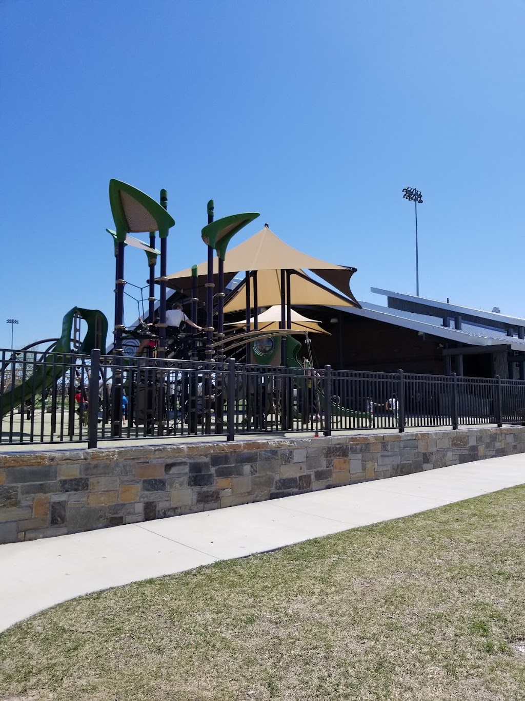 Northeast Community Park | 2895 Honey Grove Dr, Frisco, TX 75035, USA | Phone: (972) 292-6600