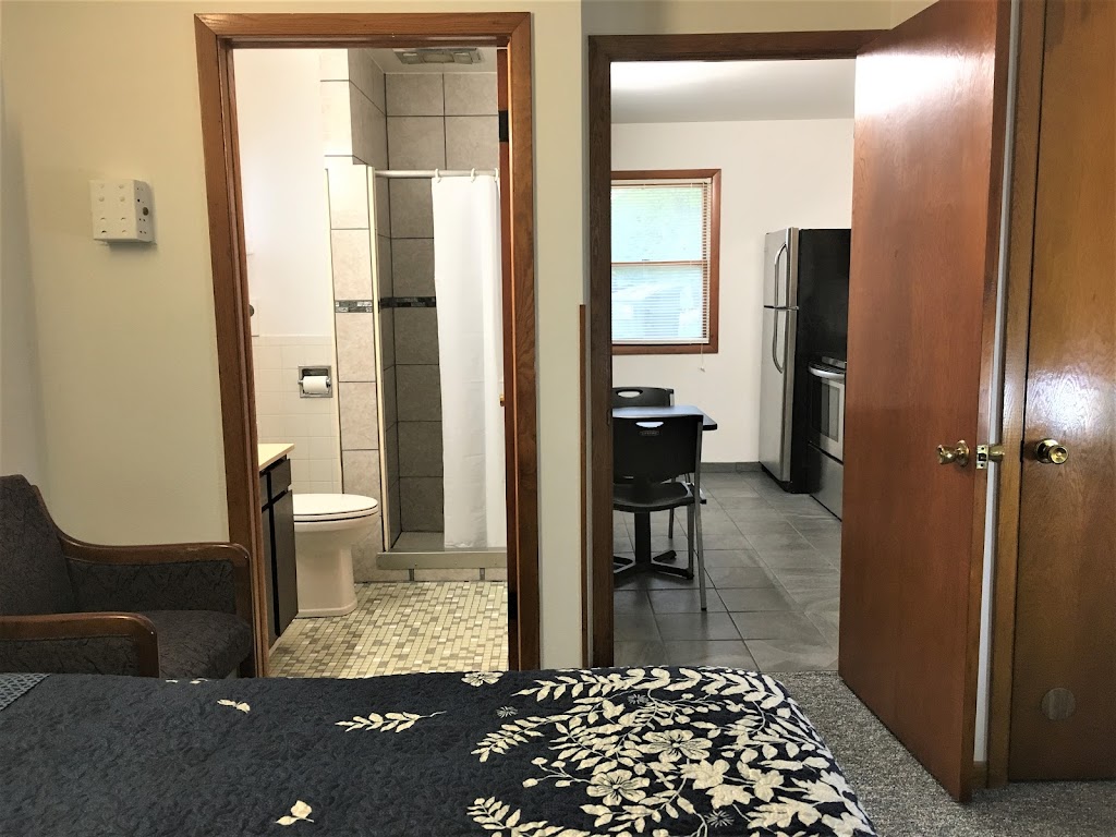 51 Kitchenette Motel | 5211 N, US-51, Janesville, WI 53545, USA | Phone: (608) 756-0219