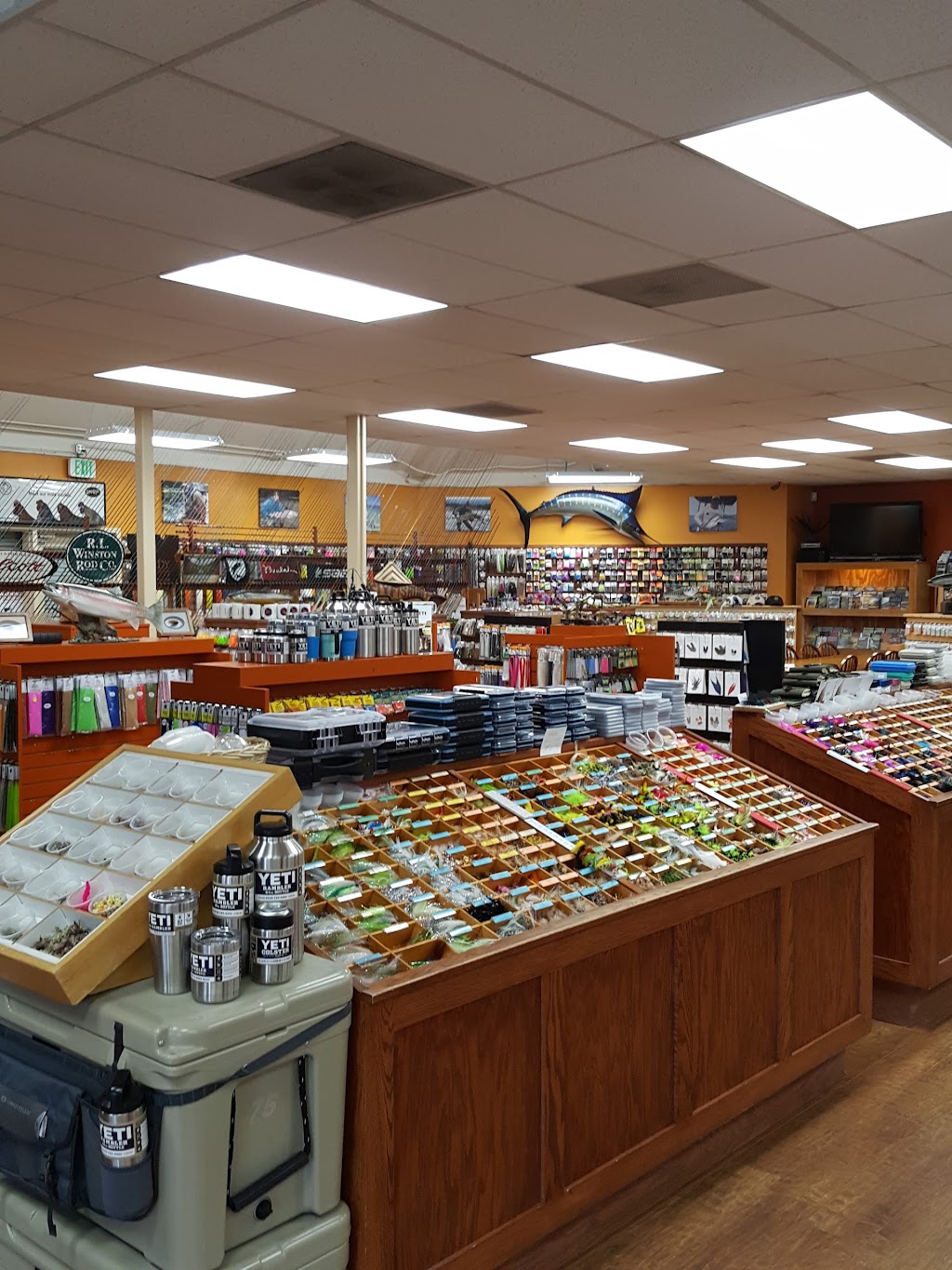 Fly Fishing Specialties | 6360 Tupelo Dr, Citrus Heights, CA 95621, USA | Phone: (916) 722-1055