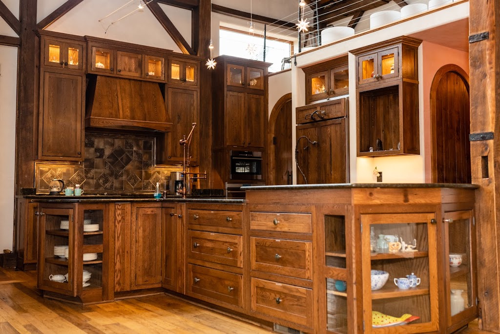 Valaterra | 7101 Shrader Ln, La Grange, KY 40031, USA | Phone: (502) 222-4802