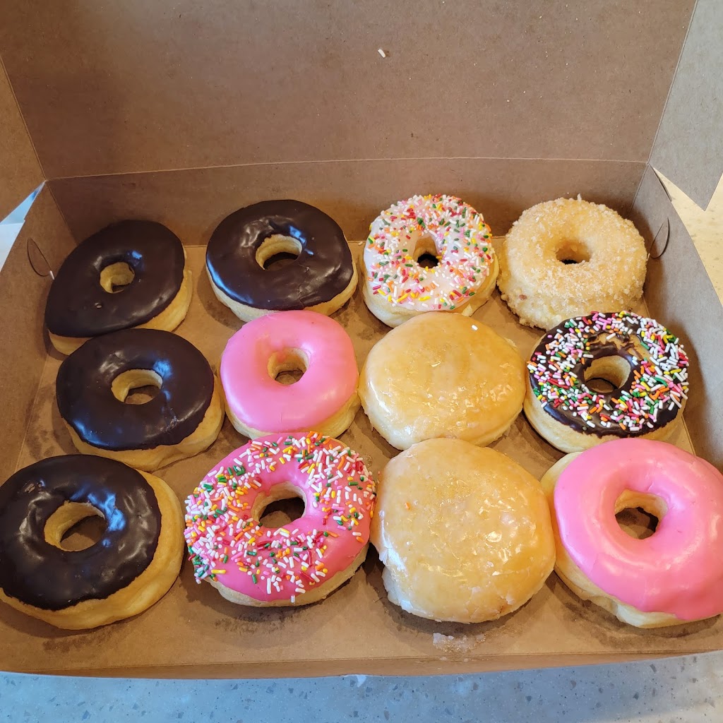 Fresh Donuts | 1500 S Watson Rd #100, Buckeye, AZ 85326, USA | Phone: (623) 474-0028