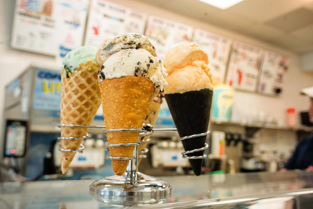 Gofer Ice Cream High Ridge Stamford | 869 High Ridge Rd, Stamford, CT 06905, USA | Phone: (203) 504-3105