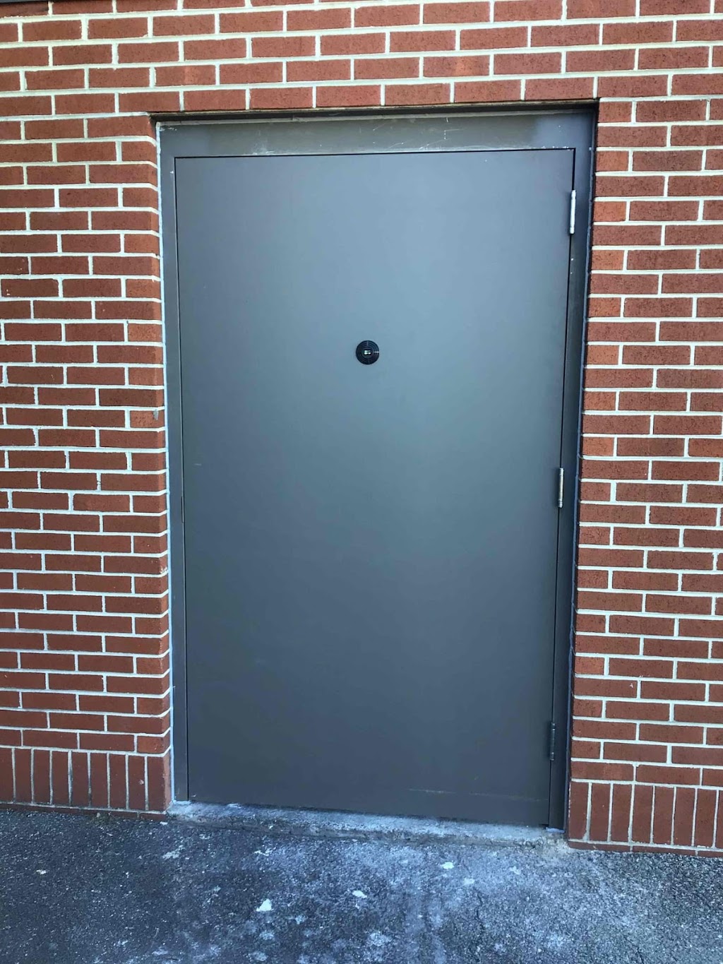Apple Door Systems of Williamsburg | 1625 Merrimac Trail, Williamsburg, VA 23185, USA | Phone: (757) 229-4118