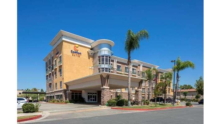 Comfort Suites Ontario Airport Convention Center | 1811 E Holt Blvd, Ontario, CA 91761 | Phone: (909) 850-5894