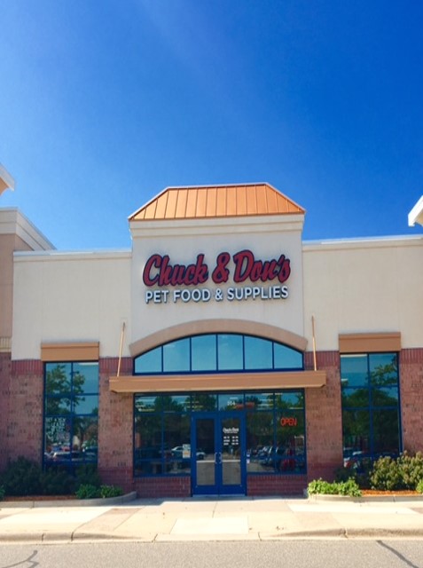 Chuck & Dons Pet Food & Supplies | 4255 Pheasant Ridge Dr NE Unit 304, Blaine, MN 55449, USA | Phone: (763) 253-4138