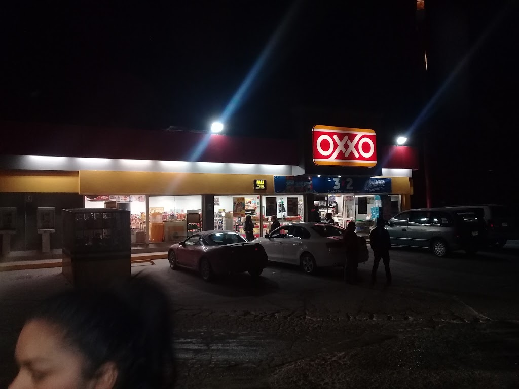 OXXO | Calle Cañon de Urique 9651, Del Real, 32695 Cd Juárez, Chih., Mexico | Phone: 800 286 6996